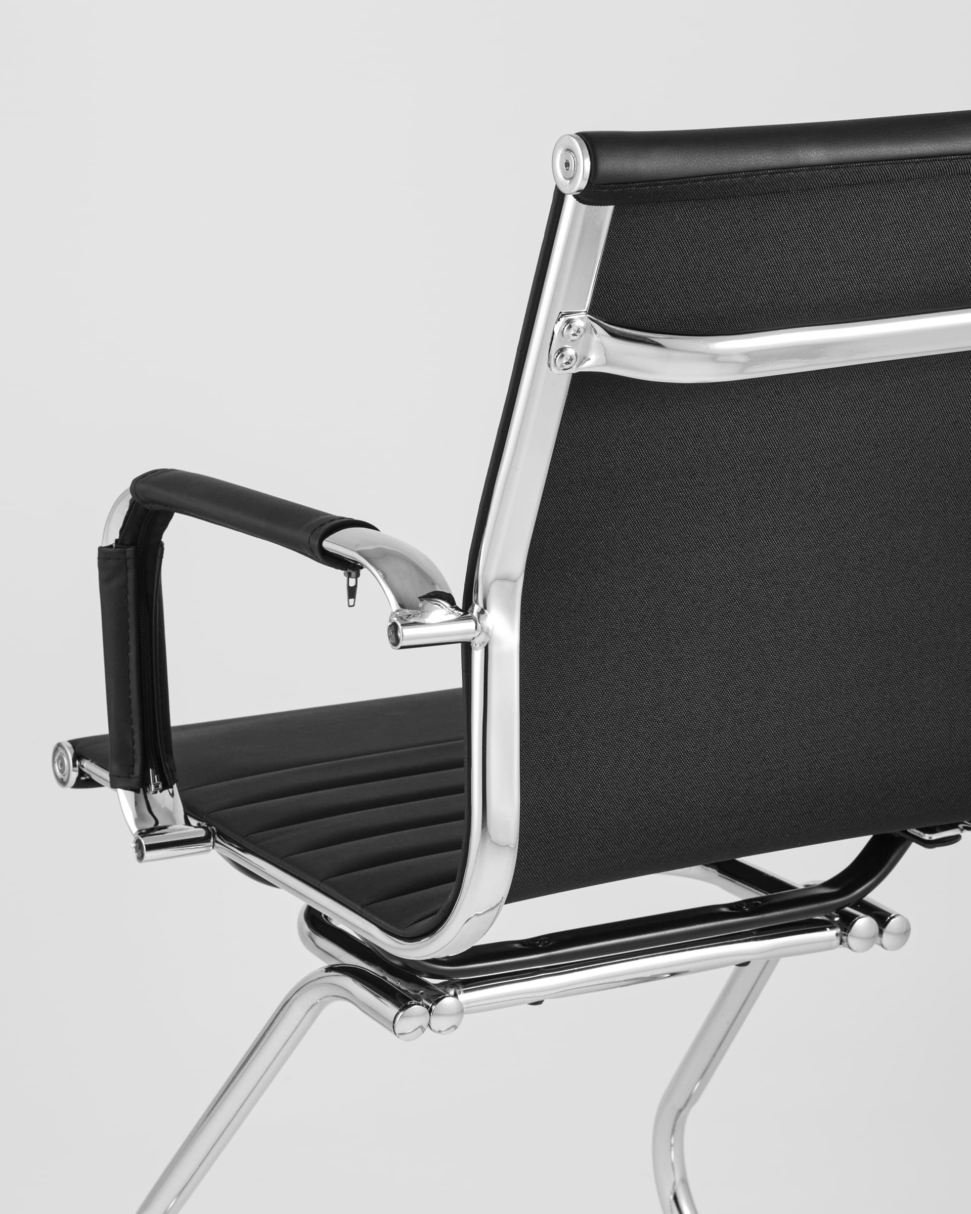 Кресло для посетителей TopChairs Visit черное — изображение 9