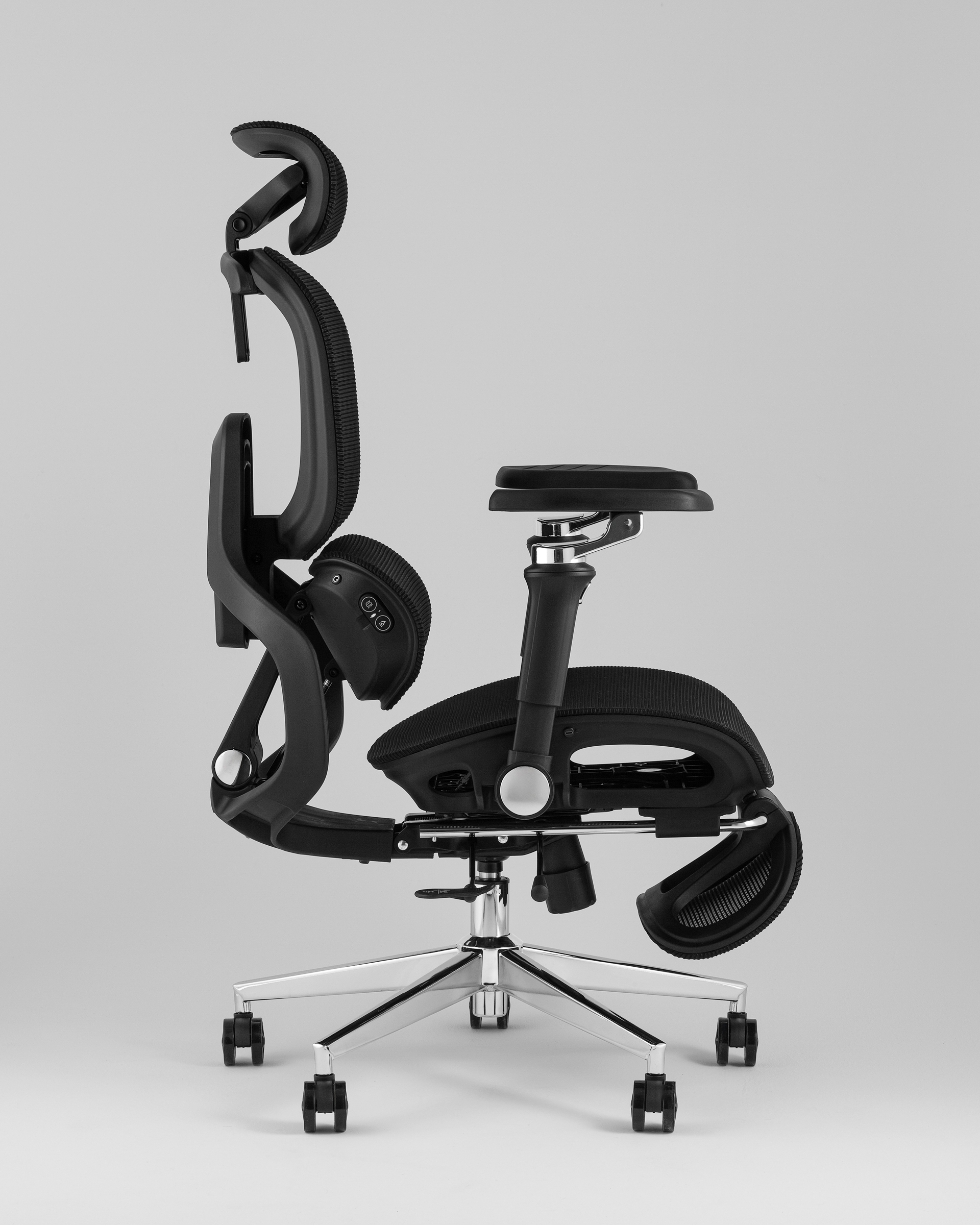 Кресло офисное TopChairs Prodigy с оттоманкой черный — изображение 9