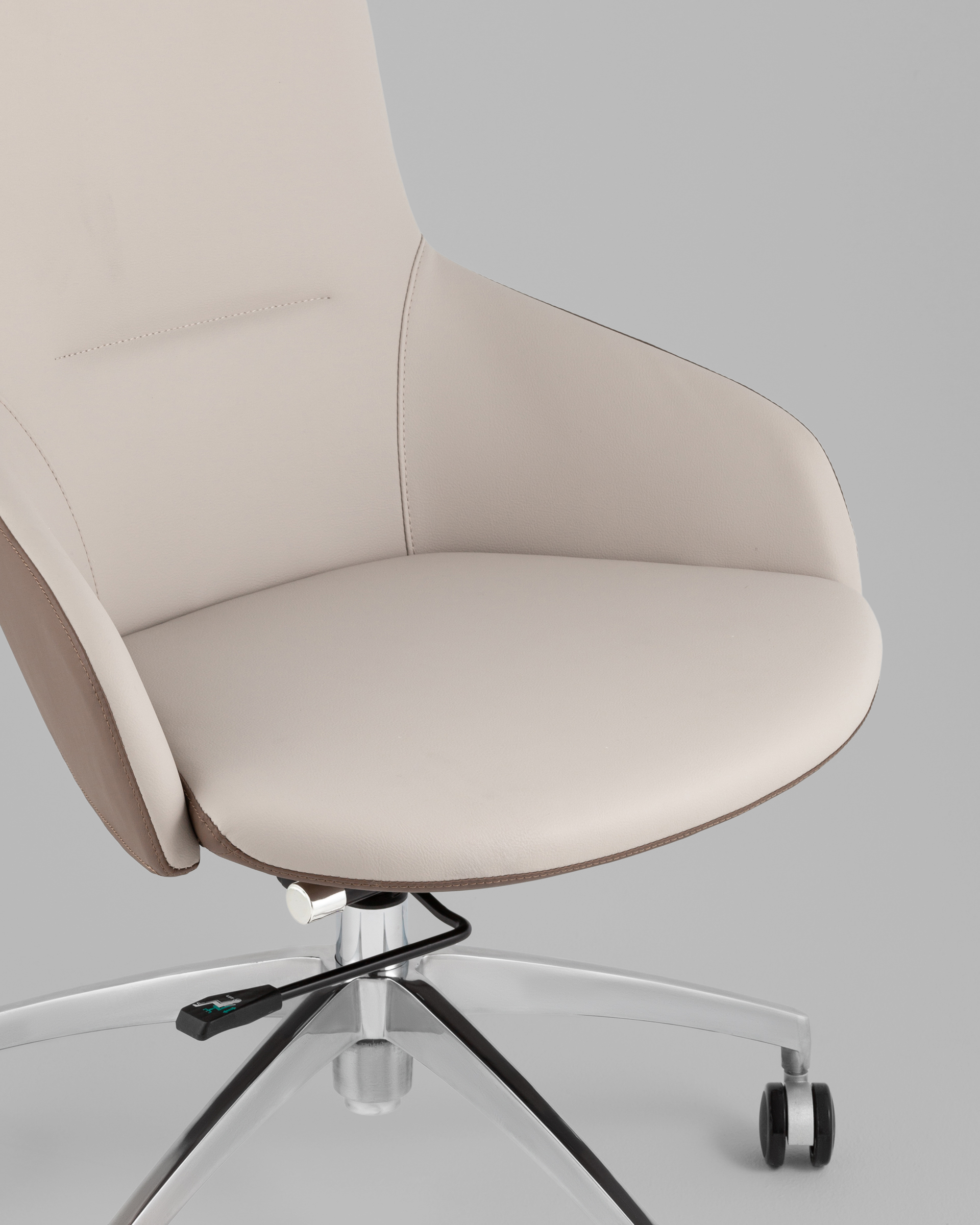 Кресло офисное TopChairs Soulo светло-серый, коричневый — изображение 10