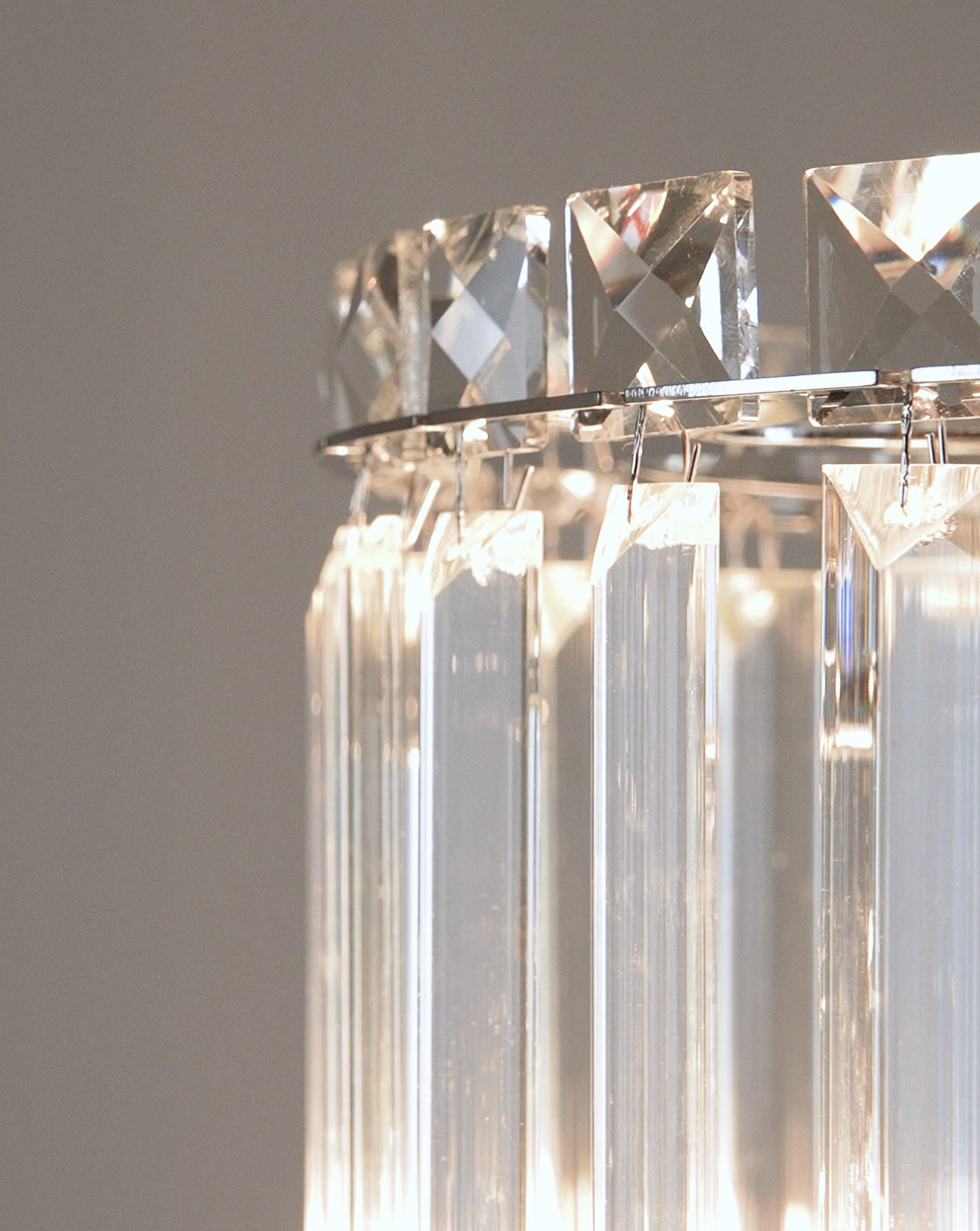 Лампа настольная Moderli V10757-3T Levi — изображение 4