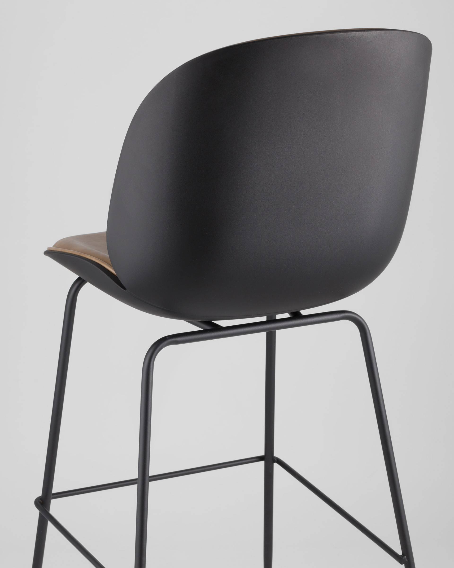 Стул барный Beetle PU со спинкой бежевый — изображение 8