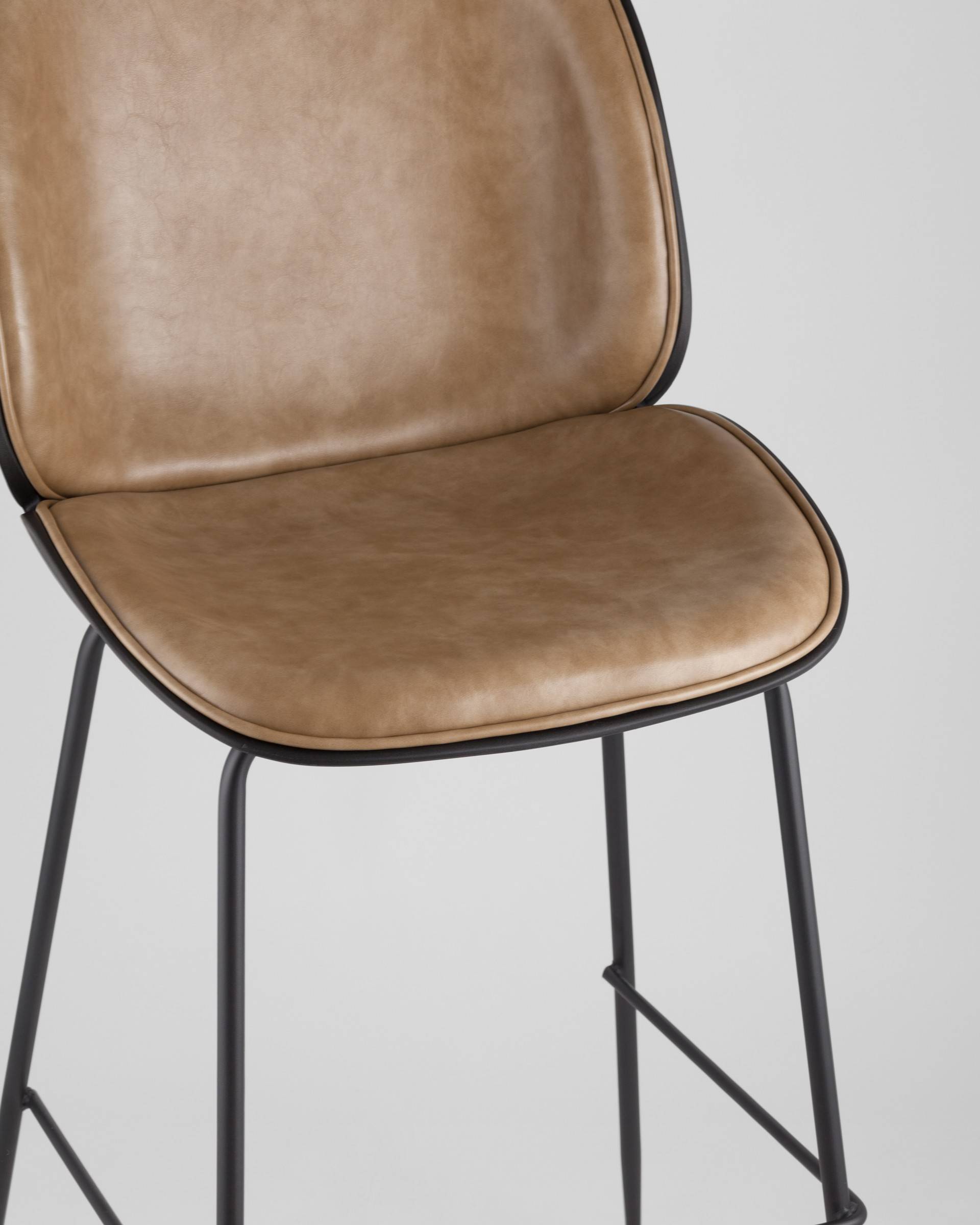 Стул барный Beetle PU со спинкой бежевый — изображение 10