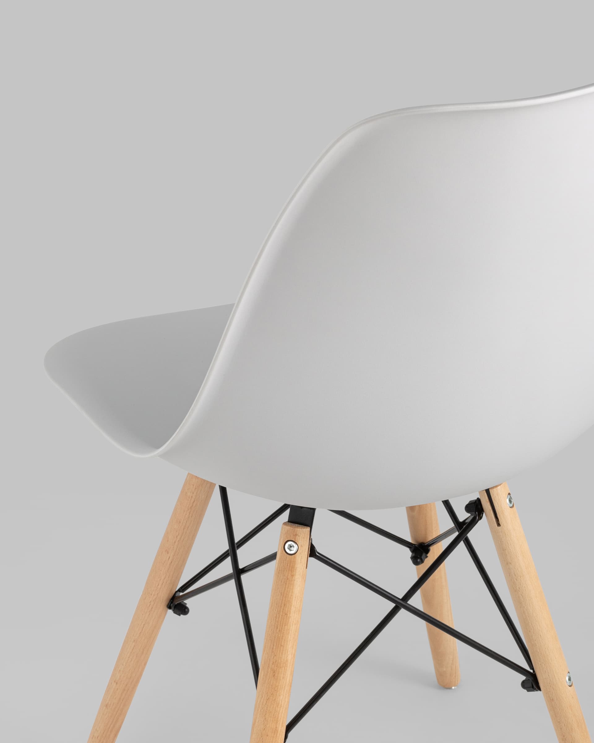 Стул Eames Style DSW светло-серый (разборный каркас) — изображение 9