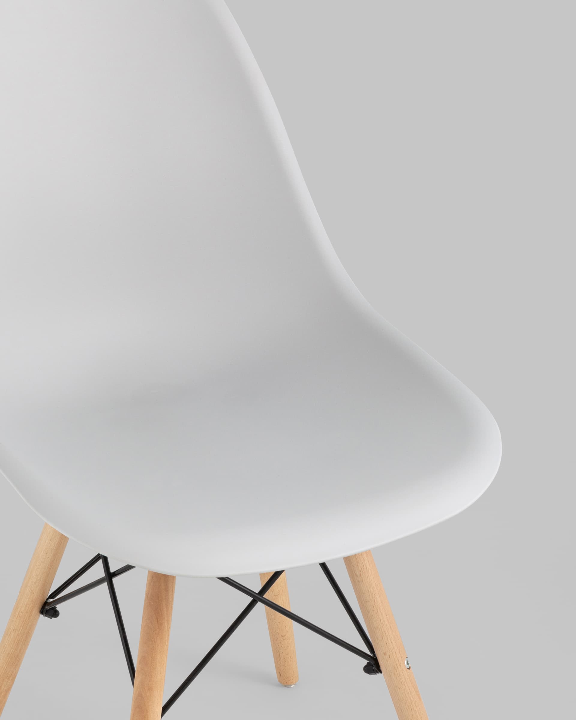 Стул Eames Style DSW светло-серый (разборный каркас) — изображение 10