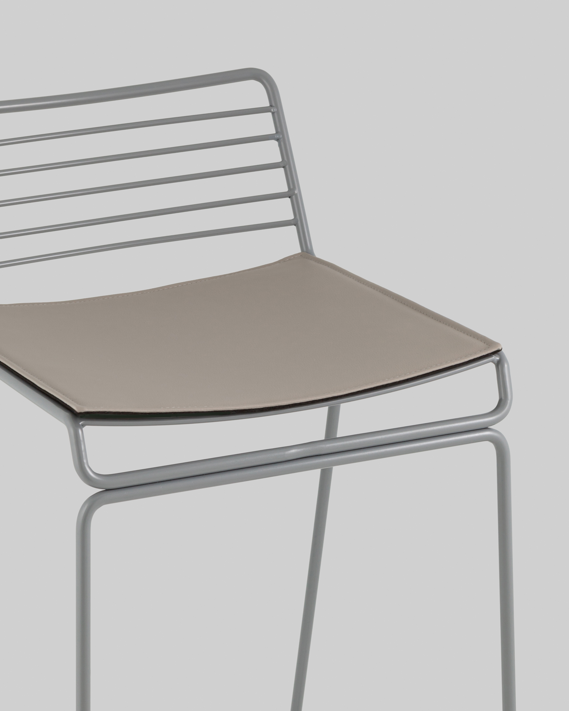 Стул полубарный Danny серый с подушкой — изображение 8