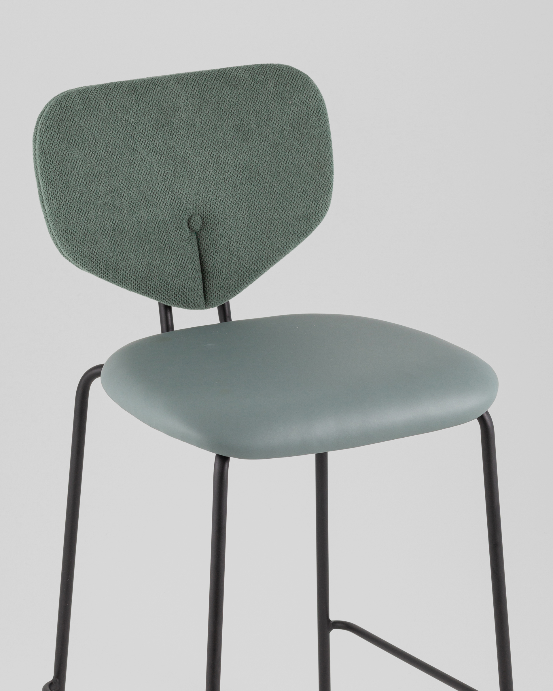 Стул полубарный Masey зеленый со светло-зеленой экокожей — изображение 10