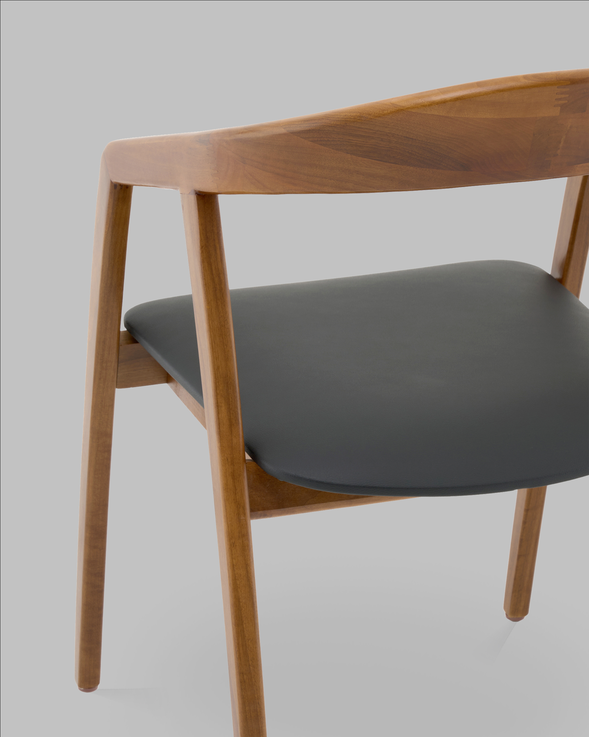 Стул Вудмилан каркас дерево цвет темный орех экокожа черный — изображение 7