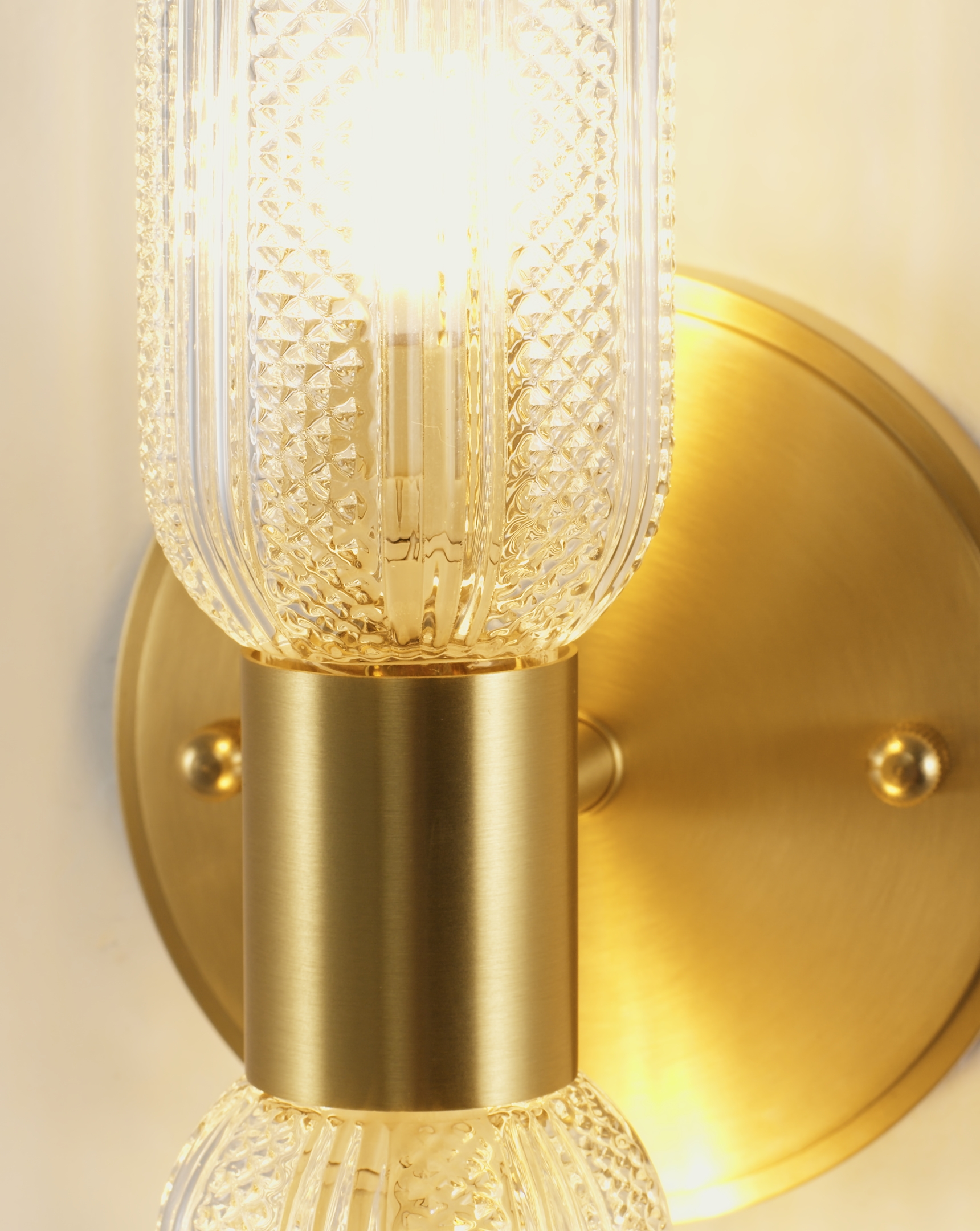 Светильник настенный Moderli V11018-2W Brass — изображение 9