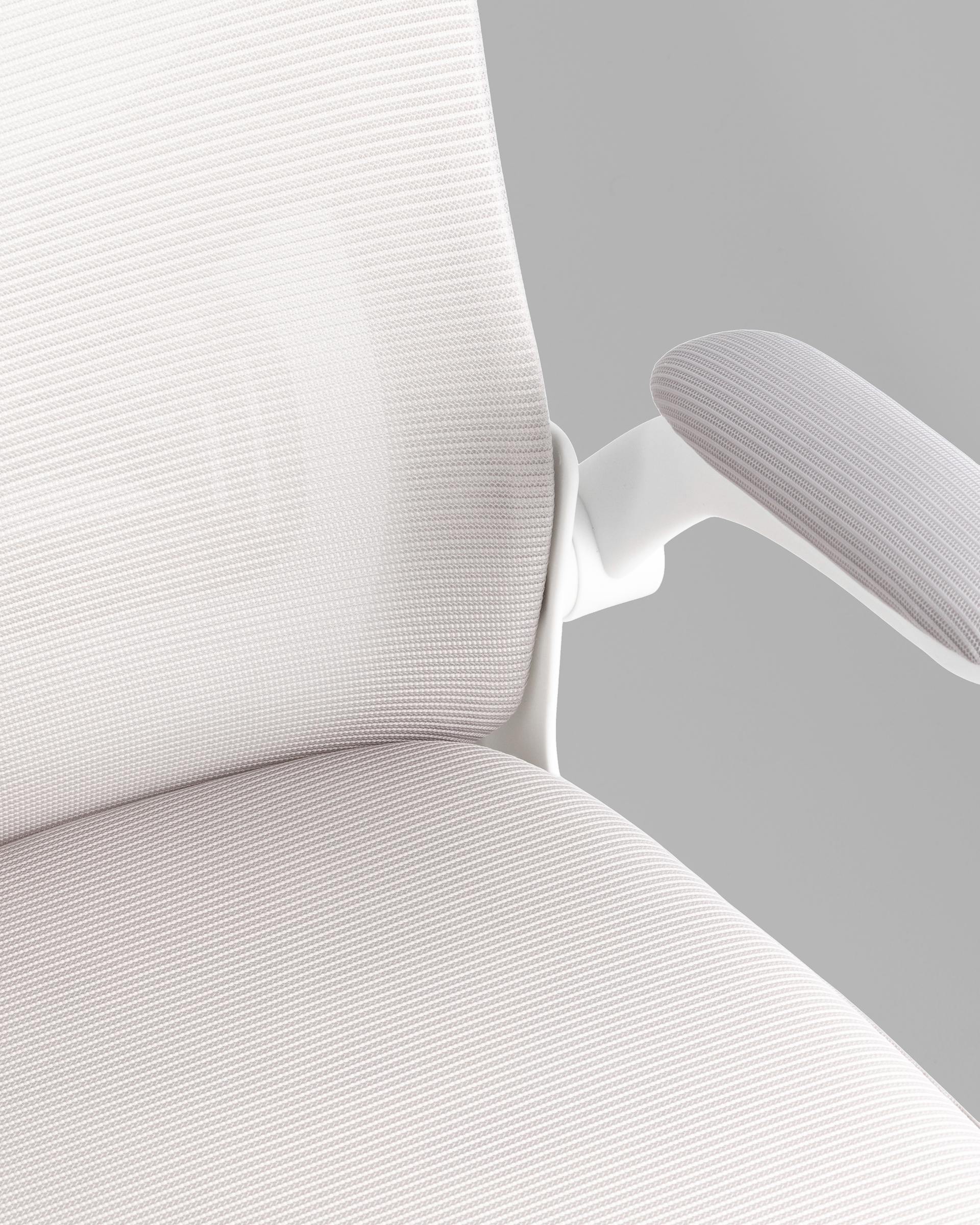 Кресло офисное TopChairs Core серый с подголовником пластик белый — изображение 10